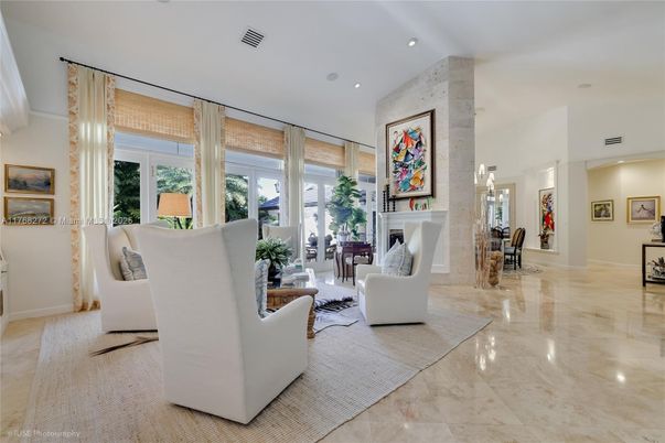 Fireplace, Interior, Living room, Pendant Lights, Recessed Lighting