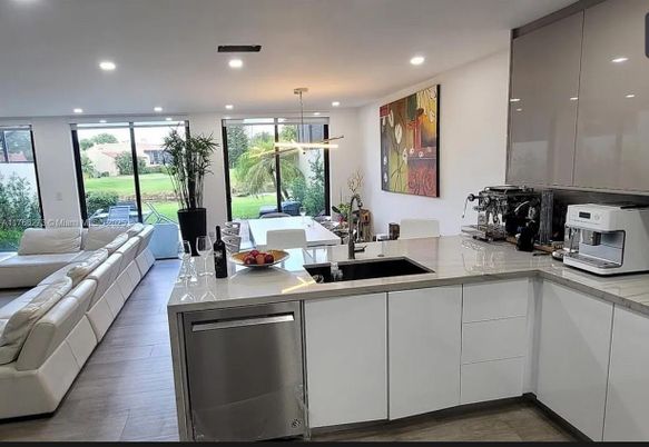 Dining room, Interior, Kitchen, Living room, Pendant Lights, Recessed Lighting, Wood Texture Flooring