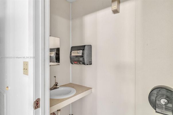 Bathroom, Interior