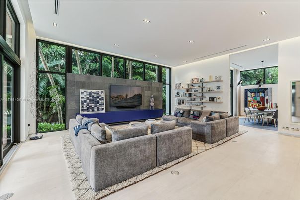 Dining room, Interior, Living room, Recessed Lighting