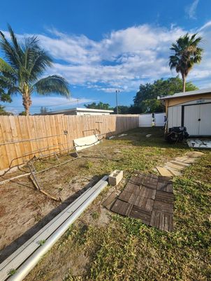 Backyard, Exterior
