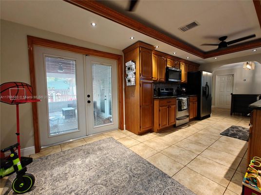 Interior, Kitchen, Recessed Lighting