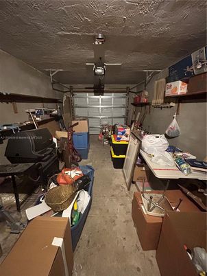 Garage, Interior