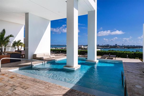 Exterior, Pool, Water