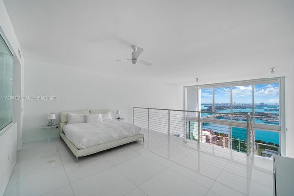 Bedroom, Interior, Water