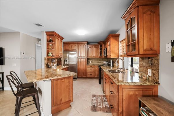 Interior, Kitchen, Stainless Steel Appliances