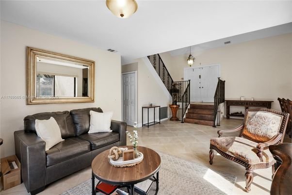 Interior, Living room, Pendant Lights