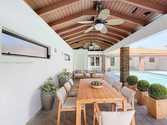 Dining room, Exterior, Interior, Pool, Wooden Beams, Wooden Ceilings