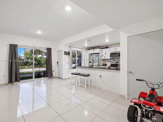 Interior, Kitchen, Recessed Lighting