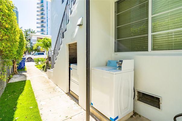 Exterior, Washer