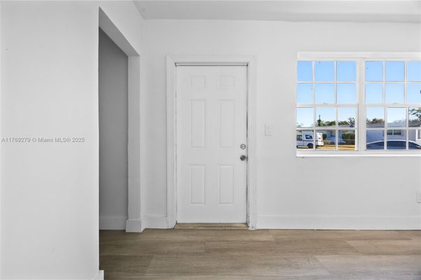 Empty room, Interior, Water, Wood Texture Flooring