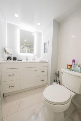 Bathroom, Dual Sink Vanities, Interior, Marble, Recessed Lighting
