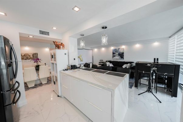 Dining room, Interior, Kitchen, Living room, Marble, Pendant Lights, Recessed Lighting