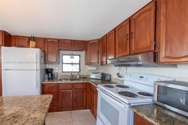 Interior, Kitchen, Pendant Lights