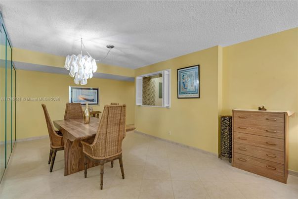 Chandelier, Dining room, Interior