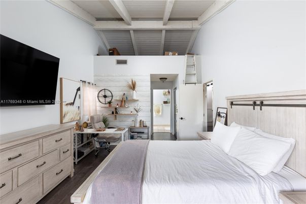 Bedroom, Home Office, Interior, Wooden Beams, Wood Texture Flooring