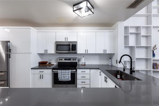 Interior, Kitchen, Stainless Steel Appliances