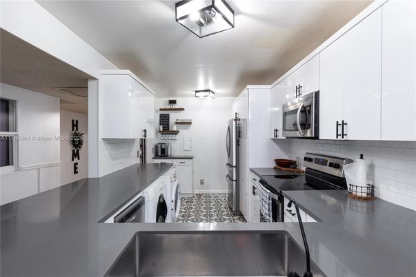 Interior, Kitchen, Washer