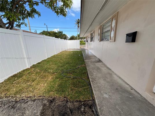 Backyard, Exterior