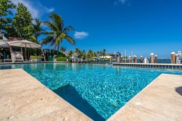 Exterior, Lake, Pool