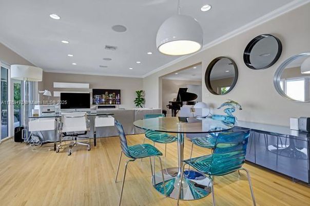 Home Office, Interior, Pendant Lights, Piano, Recessed Lighting, Wood Texture Flooring