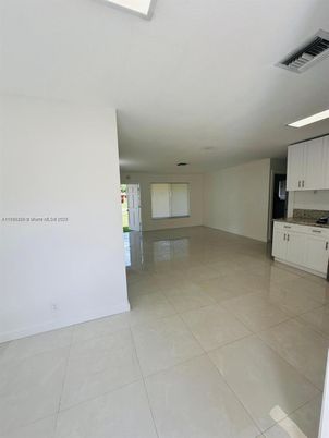 Empty room, Interior, Kitchen, Recessed Lighting