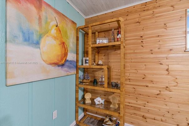 Interior, Wooden Walls