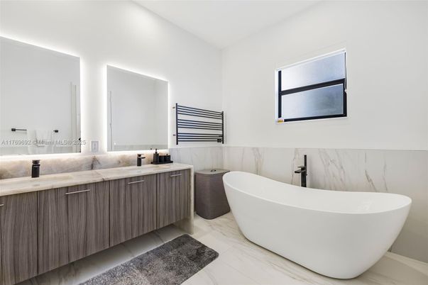 Bathroom, Dual Sink Vanities, Free Standing Baths, Interior, Marble, Marble Walls