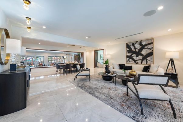 Dining room, Interior, Living room, Recessed Lighting