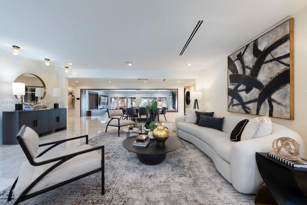 Dining room, Interior, Living room, Recessed Lighting