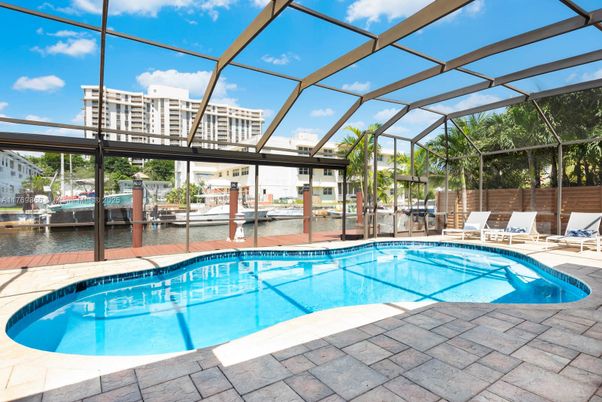 Glass Ceilings, Interior, Pool, Sun Room, Water