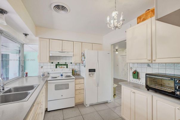 Interior, Kitchen, Pendant Lights