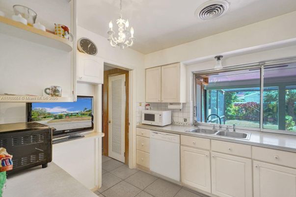 Interior, Kitchen, Pendant Lights