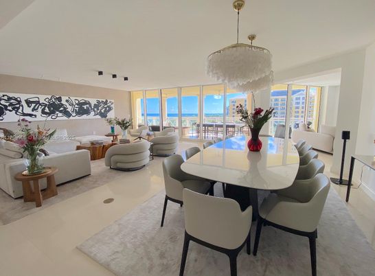 Chandelier, Dining room, Interior, Living room