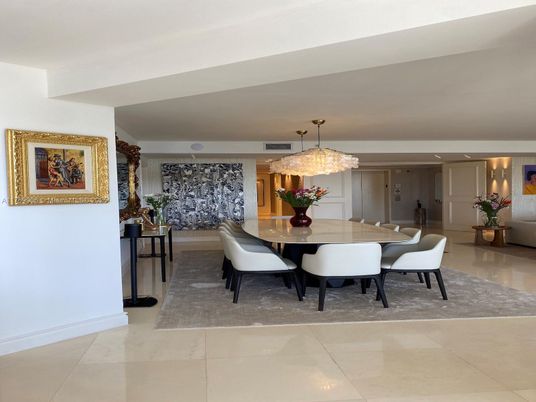 Chandelier, Dining room, Interior