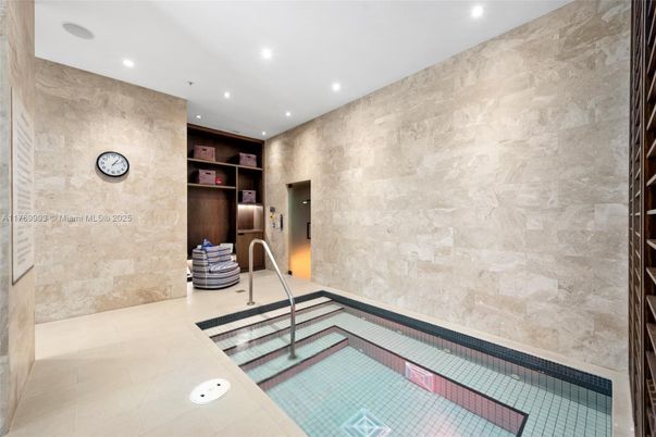 Interior, Pool, Recessed Lighting