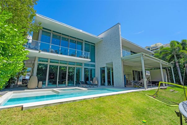Backyard, Exterior, Pool