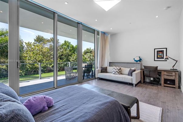 Bedroom, Home Office, Interior, Recessed Lighting, Wood Texture Flooring
