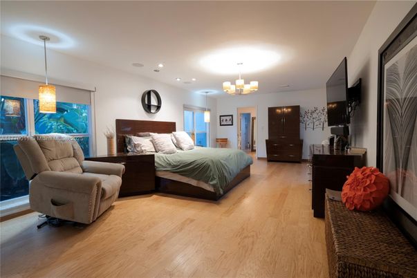 Bedroom, Chandelier, Interior, Pendant Lights, Recessed Lighting, Wood Texture Flooring
