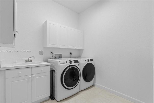 Interior, Washer