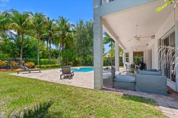 Backyard, Exterior, Pool