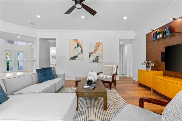 Interior, Living room, Recessed Lighting, Wood Texture Flooring