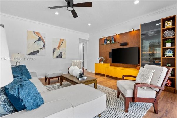 Interior, Living room, Recessed Lighting, Wood Texture Flooring