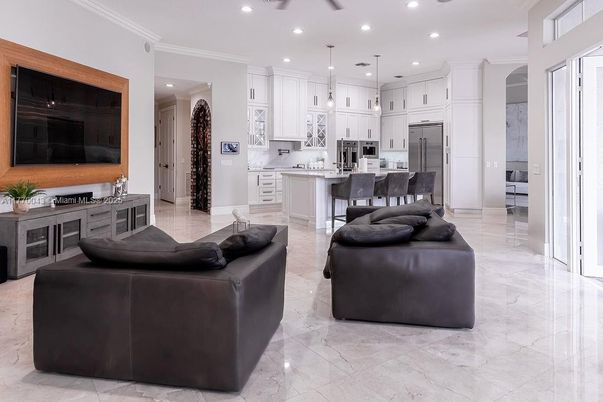 Interior, Kitchen, Living room, Marble, Pendant Lights, Recessed Lighting, Stainless Steel Appliances