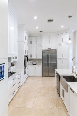 Interior, Kitchen, Pendant Lights, Recessed Lighting, Stainless Steel Appliances