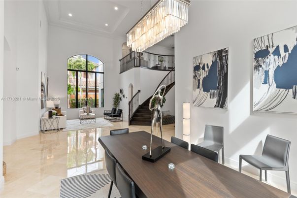 Chandelier, Interior, Recessed Lighting