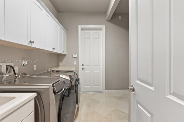 Interior, Washer