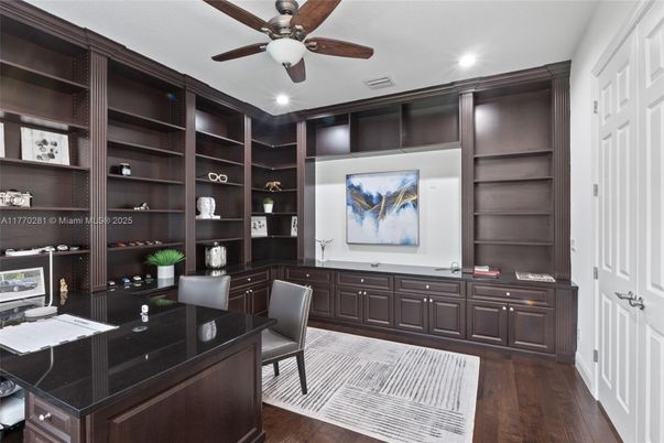 Home Office, Interior, Recessed Lighting, Wood Texture Flooring