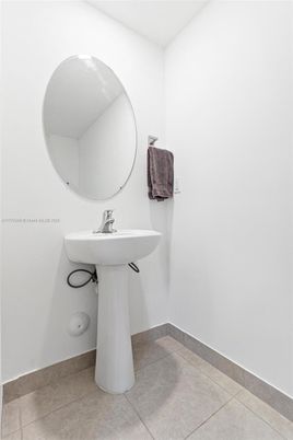 Bathroom, Interior