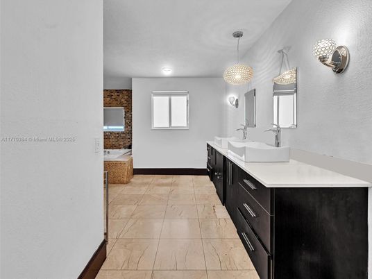 Bathroom, Dual Sink Vanities, Interior, Pendant Lights, Recessed Lighting